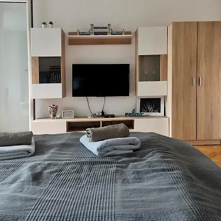 Center Iva Apartman *